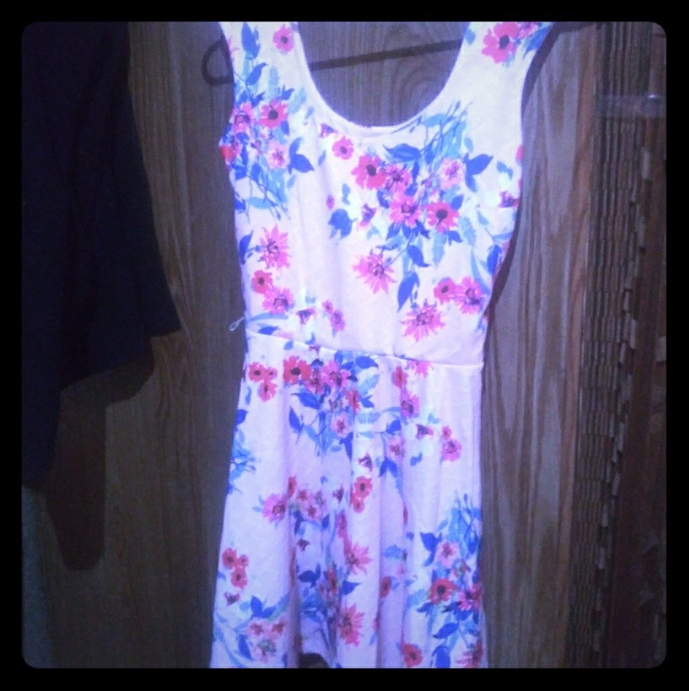 CANDIES floral summer dress